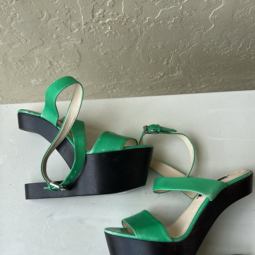 Ralph Lauren Blue Label Green Platform Wedges - Picture 3 of 6